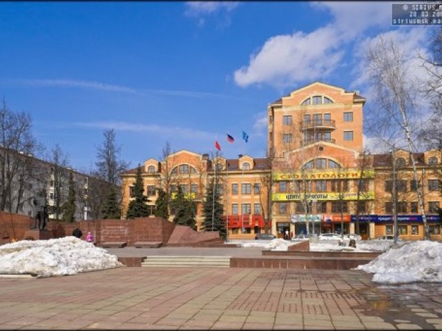 Жилые дома на ул. Комарова, 13, 19. Московская обл., Звенигород, Комарова ул., 13, 19