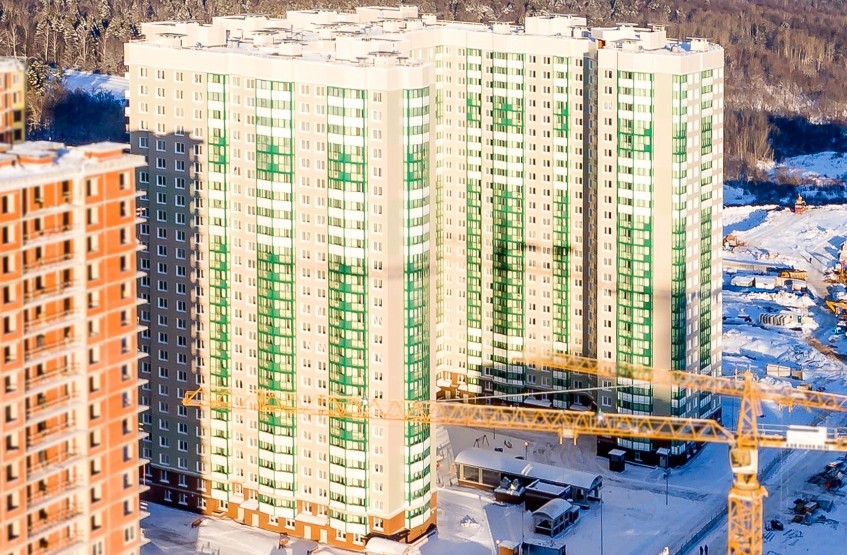 Изумрудные холмы. Московская обл., Красногорск, Космонавтов б-р
