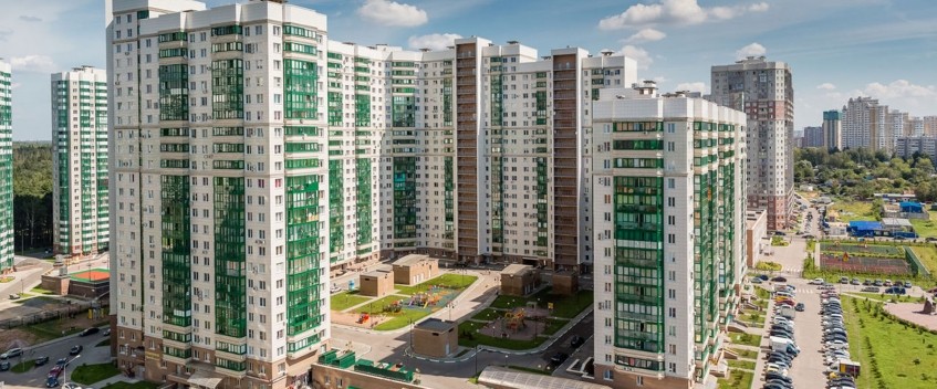 Изумрудные холмы. Московская обл., Красногорск, Космонавтов б-р
